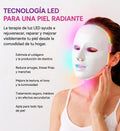 Mujer usando mascarilla facial LED multicolor, con texto sobre los beneficios de la terapia de luz para la piel